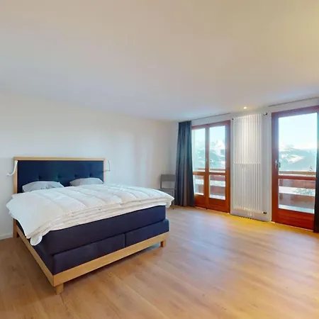Appartement In Les With Mountain Views