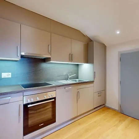 In Les With Mountain Views Apartamento