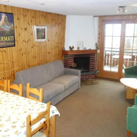 דירה In Les With Mountain Views Agettes